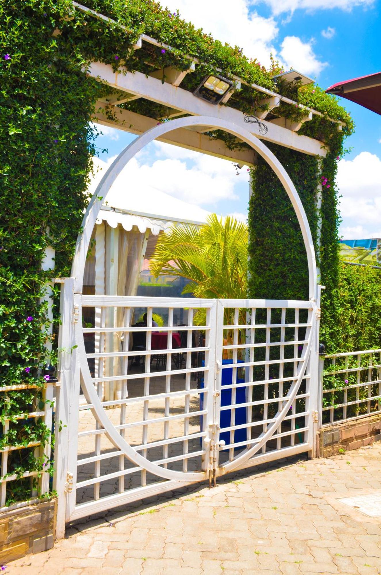 Gateway Bliss Gardens Hotel Ruiru Buitenkant foto